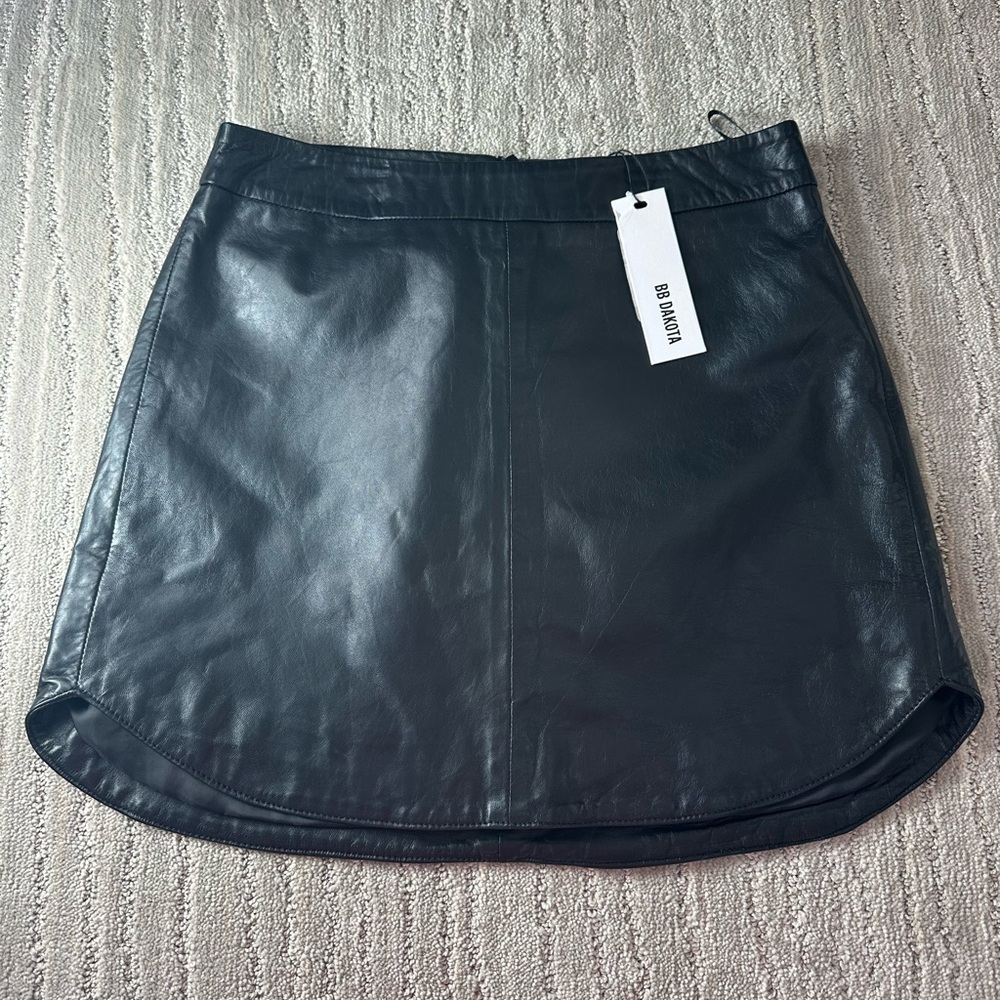 BB Dakota Sleek Black Mini Skirt
